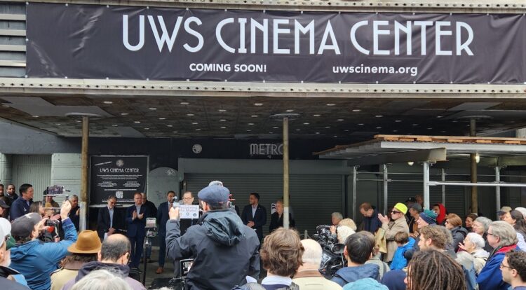 L'annonce de la reprise du Metro Theater / EB Weiss